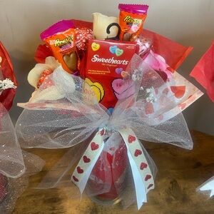 Valentine's Day Candy Bouquet with Sweethearts and Reese's